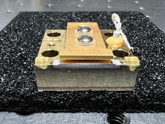 40W 808nm CS-Mount CCP Laser Diode Bar with Fast Axis Correction (FAC) Lens