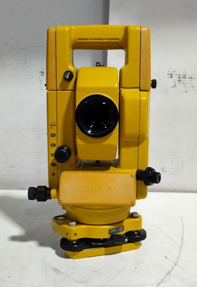 Topcon GTS-300 / GTS-304 7.2V DC Professional Electronic Survey Total Station