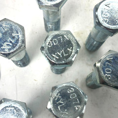 307A ZINC PLATED STEEL BOLT SIZE 5/8IN-10X4-1/8IN WASHERS ID 7/8IN LOT OF 32