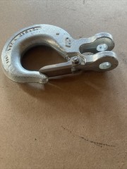 CM Clevlok Sling Hook with Latch 1/2″ Columbus McKinnon G30/G43
