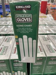 Kirkland Signature 467120 Nitrile Exam Gloves, Medium – 200 Count (2 Pack)