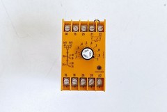 Schleicher SZT 62 / 868172/6 Time Relay 1.5-30min