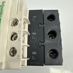 SCHNEIDER TESYS LC1D40A MAGNETIC CONTACTOR 3 POLE 50/60HZ