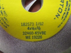 Norton 32A60-K5VBE 4″ X 1/2″ X 1/2″ 60 Grit Aluminum Oxide DISH Grinding Wheel