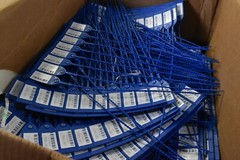 Lot of 200+ BLUE Plastic Barcode Rat Tail Inventory Barcode Security Tags Seals