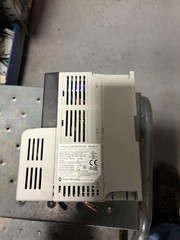 Allen Bradley 22B-D2P3N104 0.75kW/1.0HP PowerFlex 40 SER A 380-480V USED