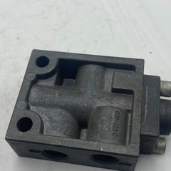 NUMATICS MODEL 1P3-1 PNEUMATIC VALVE 1P31