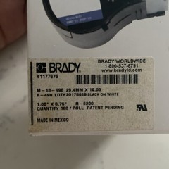 Brady M-18-498 Label Tape – Black on White R-6200 180/roll 1 Inch X .75 In