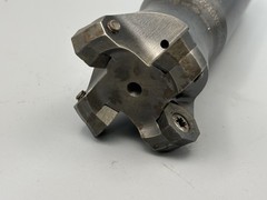 Stellram 1-1/2″ C7745VOD04WA1.50R Indexable End Mill 4.330″ OAL 1-1/4″ Shank