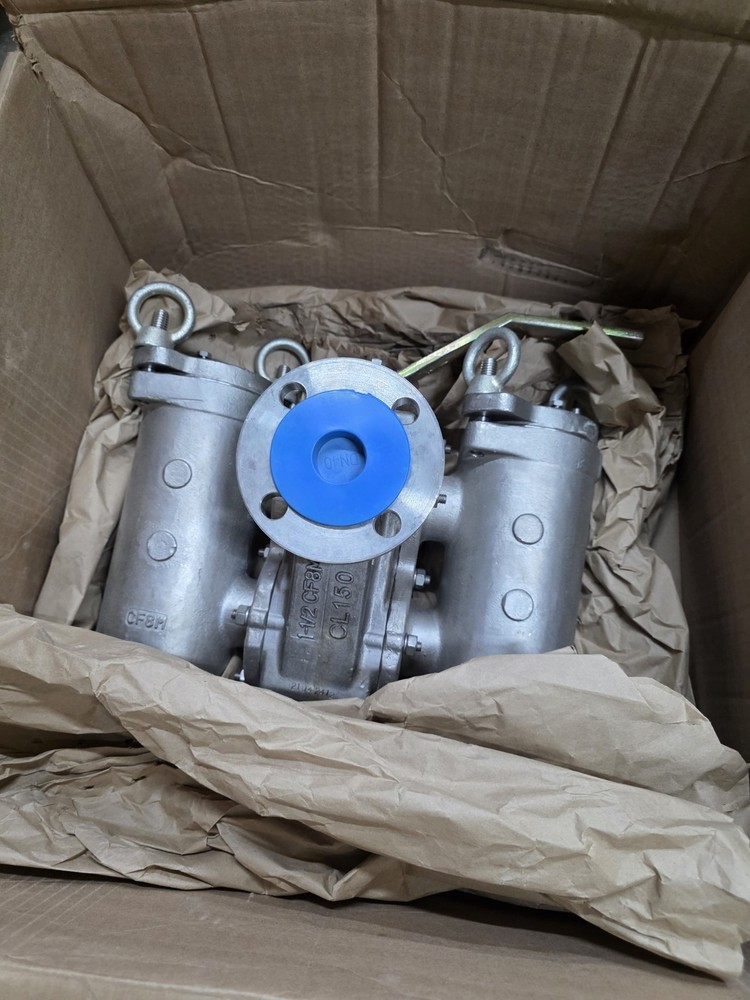 DS696-SS 1-1/2 TITAN DUPLEX STRAINER 150# FLGD STD. 1/16 PERF BASKET Brand New