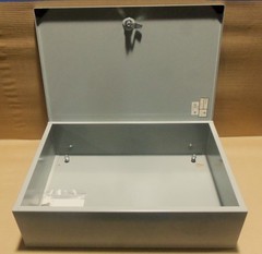 NEW COOPER B-LINE SYSTEMS 24166-1 NEMA 1 INDOOR STEEL ENCLOSURE 24x16x6 24″ AK