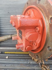 Takeuchi TL12 Final Drive Motor