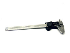 Mitutoyo 500-181-30 Absolute AOS Digimatic Digital Caliper 0 – 150mm CD-15APX