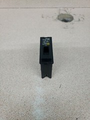 Square D HOM130 30-Amp 1-Pole HOM 10kA Circuit Breaker 30A
