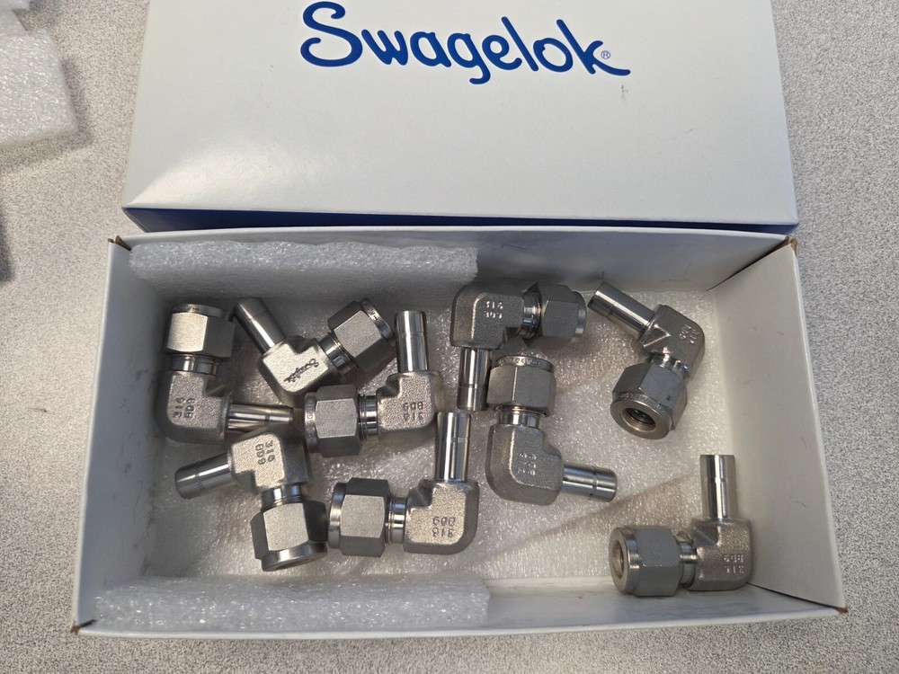 NEW SWAGELOK SS-600-2R-6 TUBE ADAPTER ELBOW 3/8”, TUBE OD FITTING, Lot of 3