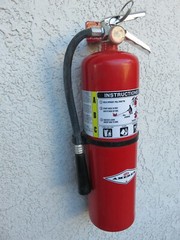 🔥🧯4-FORK STYLE WALL MOUNT 5,10, 20 lb.SIZE FIRE EXTINGUISHER (AMEREX) BRACKETS