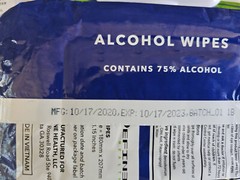 75% Alcohol Wipes Case of 500 ( 10packs of 50 ) Good Dates Great for Cleaning