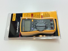 NEW Fluke 115 True RMS Multimeter – Sealed Original Packaging