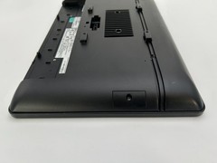 Oracle Micros Workstation 6 Celeron 4305UE 2.00 GHz 8GB RAM 64GB SSD Touch POS