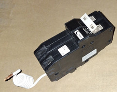 NEW EATON CUTLER HAMMER CHN230GF 30A GFCI CIRCUIT BREAKER GROUND FAULT 2 POLE CH