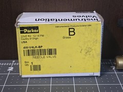 New Parker 4w-v4lk-bp Needle Valve 1/4″ Tube Socket Weld – PCTFE Stem Type