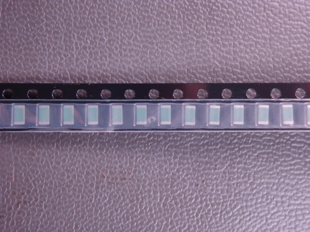 Lot of 2 D55342K07B723AR Vishay Resistor Thin Film 723 Ohm 250mW 0.01% 1/4W 1206