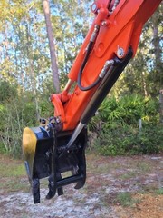 KUBOTA KX018 U15 U17 U20 PIN ON HYDRAULIC MINI EXCAVATOR THUMB