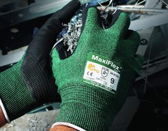 ATG 34-8743/M Maxiflex Cut, Green Engineered Yarn Shell, Blk Nitrile Microfoa…