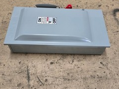 SIEMENS HF364, HEAVY DUTY SAFETY SWITCH ,3p/200A/600V, NEW IN BOX! MAKE OFFER!