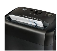 Pen+Gear C227-C 16-Sheet Cross-Cut Wheeled Paper/Credit Card Shredder™