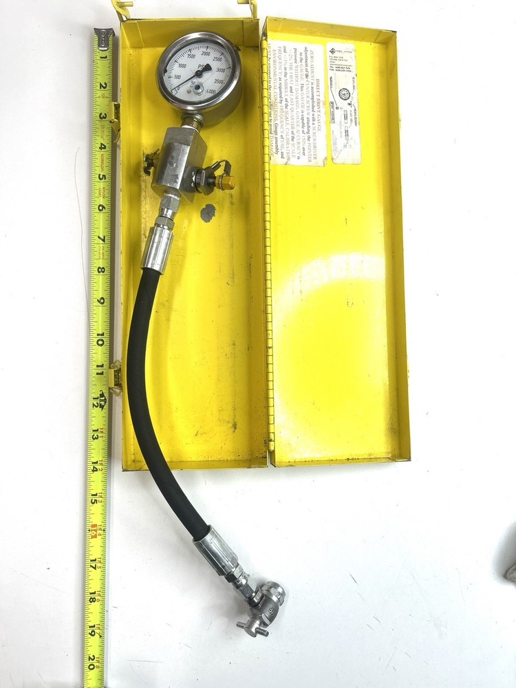 C-2244 Hydro Fitting HF457 M8348-A4A 0-4000 PSI Gauge Ass NSN 6685-00-300-3653