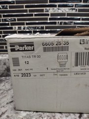 NEW Parker Transair 6605 25 35 Threaded Connector Male 1″ NPT to 25mm Pipe