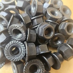 M10×1.5 Hex Serrated Flange Nuts Grade 8 With Phosphate And Oil Coating 100pcs