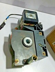 Merlin Gerin Schneider 47893 Gear Motor MCH 100/130 VAC GHJ10625AA