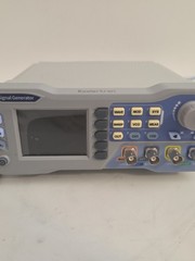 JDS8000 60MHz DDS Function Arbitrary Waveform Signal Source Generator Counter