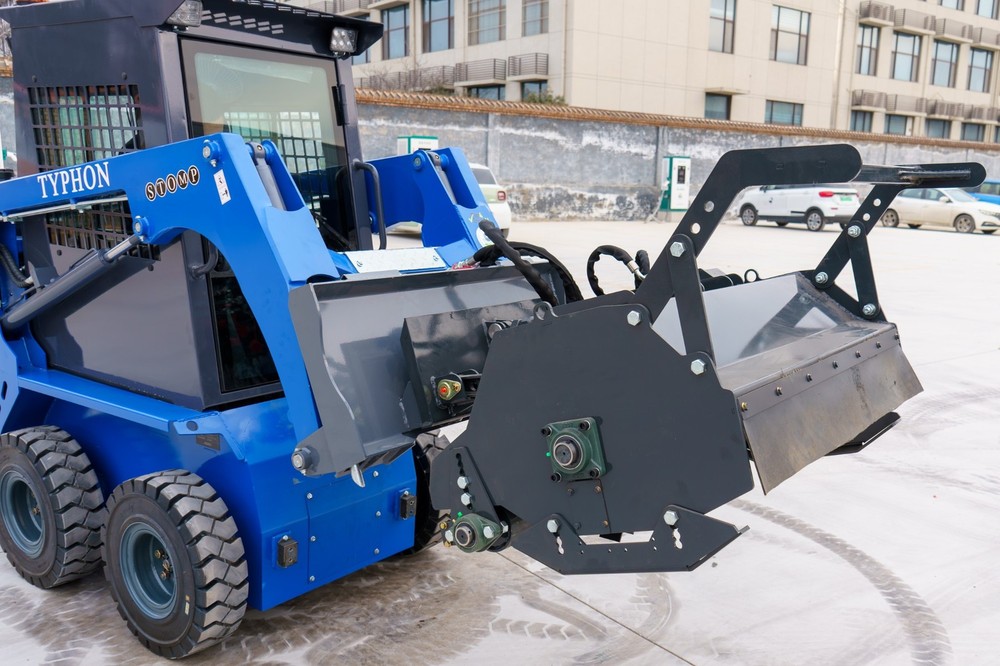 TYPHON STOMP 509 Mulcher Attachment – Hydraulic Brush & Tree Cutter 28 Teeth