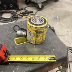 REFURBISHED Enerpac RCS302, 32.4 ton Capacity, 2.44 in Stroke Hydraulic Cylinder