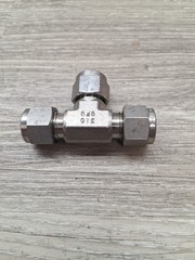 Swagelok 3/8″ Stainless Steel Fitting Tee SS-600-3 (Shelf Wear New)