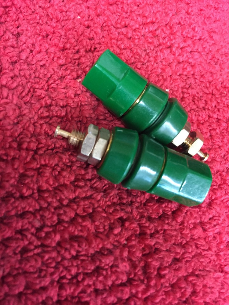 HH SMITH 257-104 GREEN INSULATED BINDING POST 2 PCS