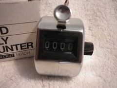 OIC Hand Held Counter Tally 4 Digits to 9999 Mechanical Metal sports small