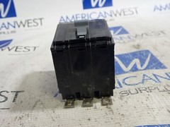 QHB315 SQUARE D Bolt on 3 pole 15 amp 240 volt 65kA QHB Circuit Breaker