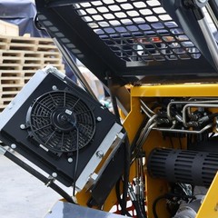 New Skid Steer Loader 24HP 4-in-1 Bucket 3-stage hydraulic pump Free Shipping