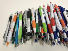 175 Lot Misprint Ink Pens, Ball Point, Plastic, Retractable