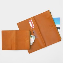 TRAVELER’S Notebook Leather Zipper Case engraving Tannin Regular & Passport size