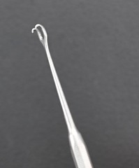 V Mueller RH1121 Nasal Hook Cottle, 2 Prong, Sharp, 3mm Between Prongs, 6″