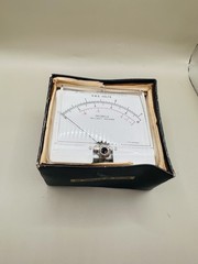 NOS Heathkit Simpson 4.5″ Rectangular Panel Meter RMS Volts DB 200uA 1329 W/ Box