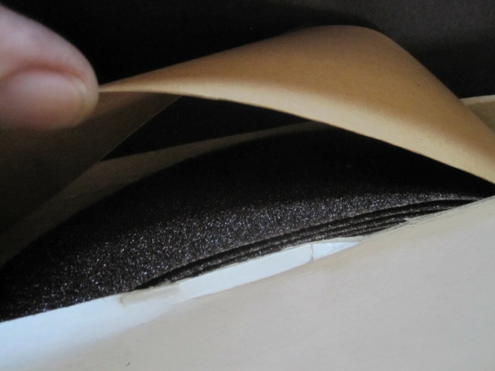 Shop Roll Aluminum Oxide Closed Coat 1-1/2″ x 50yds Grit AA-50 Sandpaper Roll