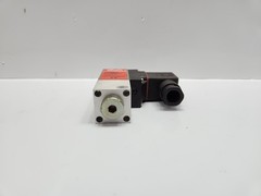 DANFOSS MBC5100 3641-1DB04 PRESSURE SWITCH 061B100566