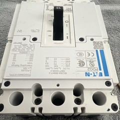 Eaton PDG2 PDG23 PDG23M0015TFFL Circuit Breaker 15A 3-Pole 551-600V