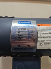 Leeson 098006.00 Electric Motor 90 Volt DC 2500 Rpm 1/2 Hp 56C C42D28FK1C